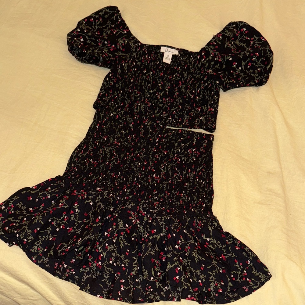 Joyana Crop Top and Mini Skirt Floral Set